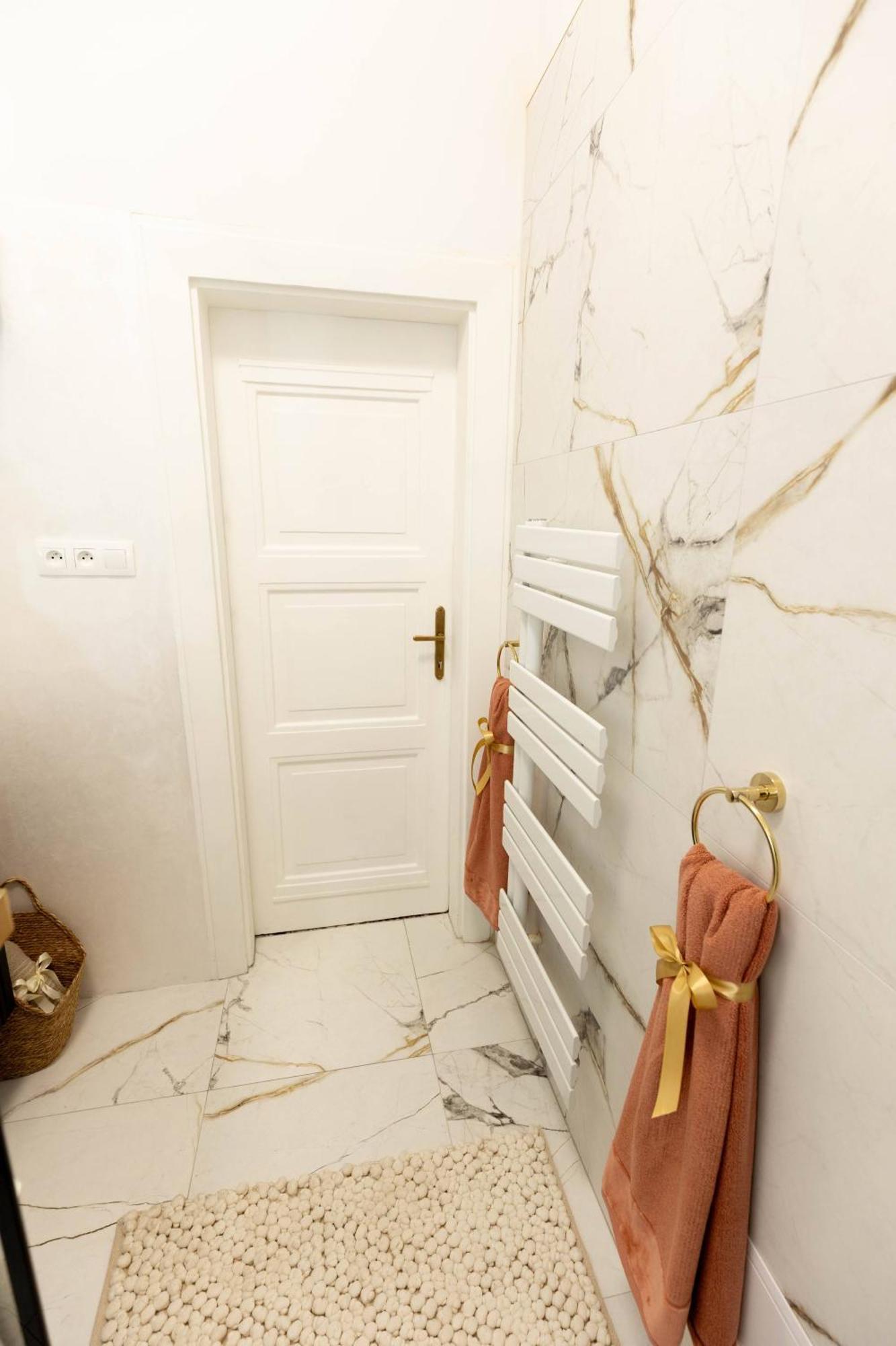 New, Stylish And Spacious Apartment Bratysława Zewnętrze zdjęcie